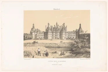 Vue du château de Chambord sur la Loire