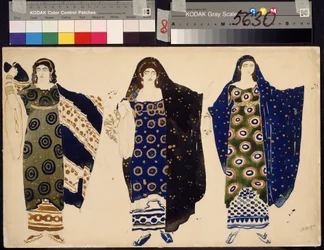 Costumes de femme pour le drame Oedipe à Colone de Sophocle