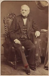 Portrait du compositeur Daniel-François-Esprit Auber, par Léon Crémière. Photo albuminée. Collection privée