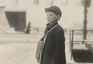 Tony Casale, "Bologna", 11 ans, vend des journaux depuis 4 ans, Hartford, Connecticut, mars 1909