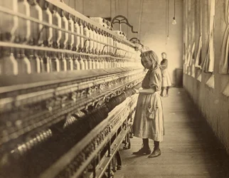 Sadie Pfeiffer, fileuse à Cotton Mill