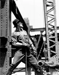 Homme de Derrick, Empire State Building, 1930-31