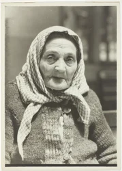 Grand-mère juive, Ellis Island