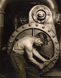 Mécanicien de centrale électrique, c.1924