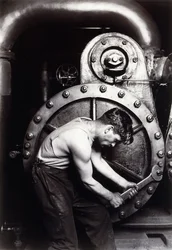 Mécanicien de la centrale, c.1924
