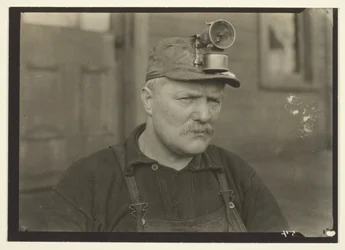 Cet homme, écossais, était appelé le poète des mines, mine de charbon de l