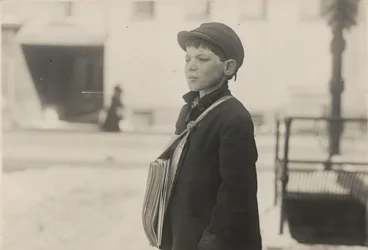 Tony Casale, « Bologna », 11 ans, vend des journaux depuis 4 ans, Hartford, Connecticut, mars 1909