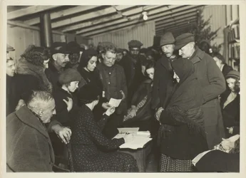 Chèques de secours de la WPA remis aux mineurs au chômage, Scott