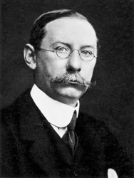 Alan Archibald Campbell Swinton, ingénieur électricien écossais, vers 1910