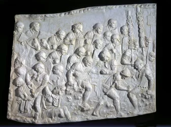 Premiers secours donnés à un soldat romain, frise de Trajan