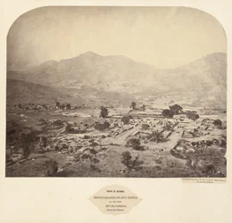 Vues de Mysore : Temple de Bhoganarasimhaswami, dans le fort, Devarayadroog (depuis le plateau)