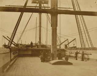 Pont arrière du HMS "Impregnable", 1852-1854 (photo)
