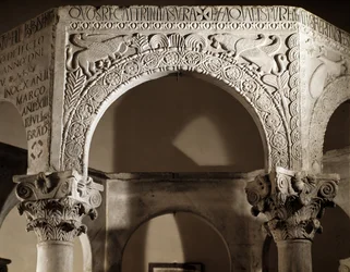 Art lombard, Renaissance de Liutprand (Liutprandus) Roi des Lombards : (détail)