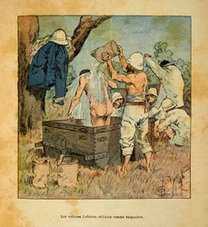La Guerre à Madagascar - Histoire anecdotique des expéditions françaises de 1885-1895 par Henri Galli dit Gallichet (1854-1922), illustrée par Louis Bombled (1862-1927) : Les voitures Lefebvre utilisées comme baignoire par les soldats en 1895 à Madagascar,