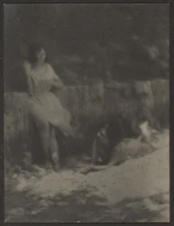 [Danseuses dans le jardin, se reposant]