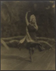 [Danseuse]