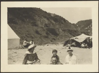 [Chiffres sur la plage]