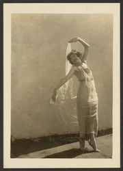 Florence dansant sur un toit