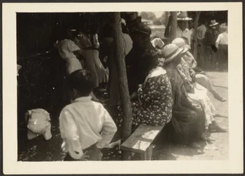 [Groupe à Outdoor Social]