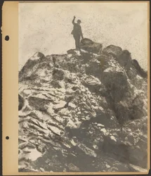 L.F. au sommet du mont Shasta [Louis Fleckenstein]