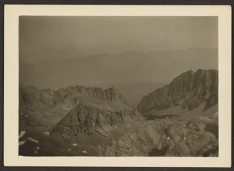 [Lone Pine Canyon]