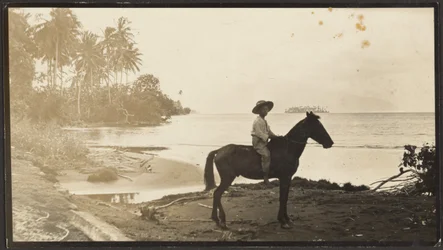[Homme à cheval]