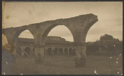 [Mission Arches]