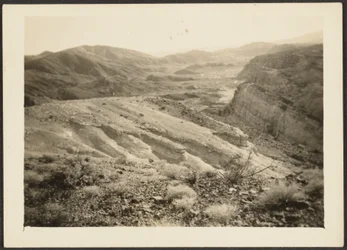 [Paysage rocheux]