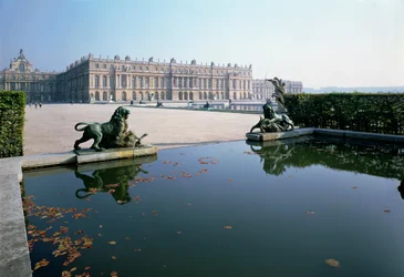La façade ouest ou jardin vue depuis le Parterre d