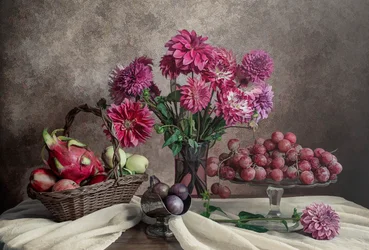 Nature morte avec dahlia et fruits