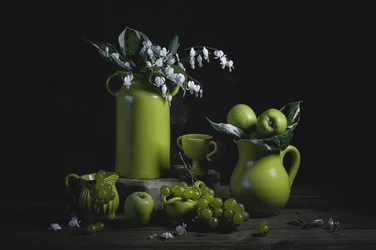 Élégante nature morte verte