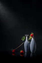 Vases de fraises mélancoliques
