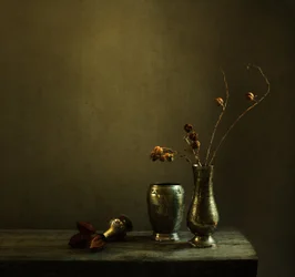 Nature morte rustique et mélancolique