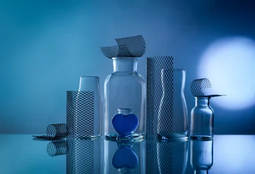 Reflets de verre bleu