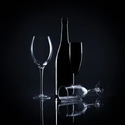 Nature morte élégante avec du vin