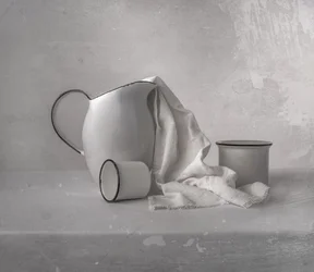 Pichet et tasses en émail