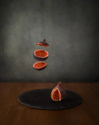 Tranches de figues flottantes