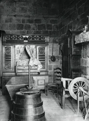 Intérieur, Dinan, Bretagne, France, 1937
