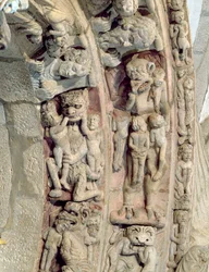 Détail du Portique de la Gloire avec des scènes de l