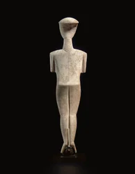 Figure féminine cycladique allongée, pièce maîtresse du Maître Schuster, Cycladique Ancien II, vers 2400 av. J.-C.