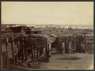 [Fortifications, Manassas, occupées par le 13e Mass.]