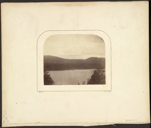 [Paysage avec un lac]