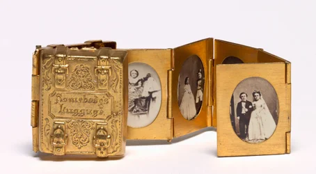 Album de mariage miniature de Tom Pouce et Lavinia Warren, vers 1863