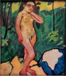 Fille dans la forêt