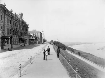 Strelka, confluence des rivières Volga et Oka, Nijni Novgorod, Russie, 1896