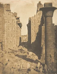 Cour des Bubastites et entrée de la Salle Hypostyle du palais de Karnac, Thèbes, 1849-50