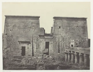 Drômos et Philônes, Grand Temple d