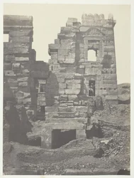Médinet-Habou, Façade Septentrionale du Gynécée de Ramsès-Méiamoun, Thèbes, 1849-51