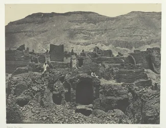 Médinet-Habou, Ruines de la Ville de Papa, Thèbes, 1849-51, imprimé en 1852