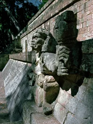Sculptures en pierre - temple 11